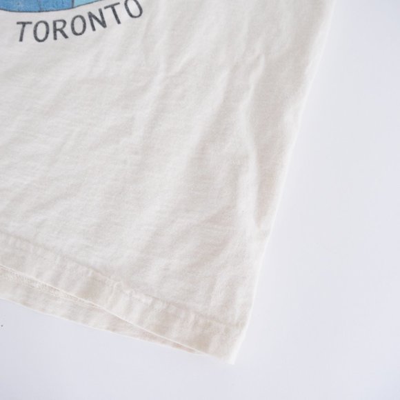 "Moose Over Toronto" Vtg Single Stitch Cream T-shirt ~Lg. Worn once. - Picture 12 of 13